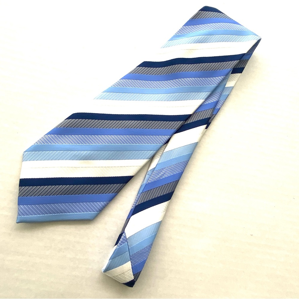 Venetto Men's BLUE/WHITE Diagonal Silk Necktie